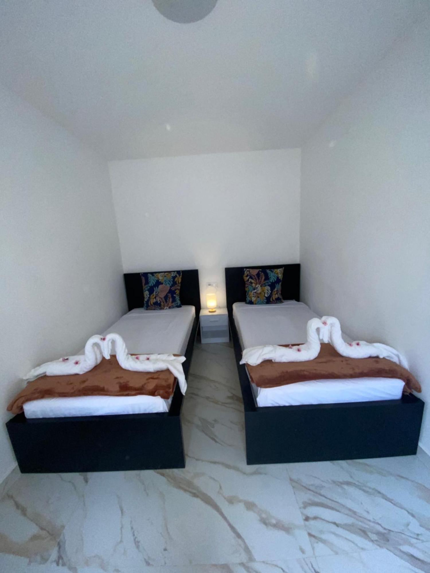 Apartamento Requesens Playa Ampuriabrava Exterior foto